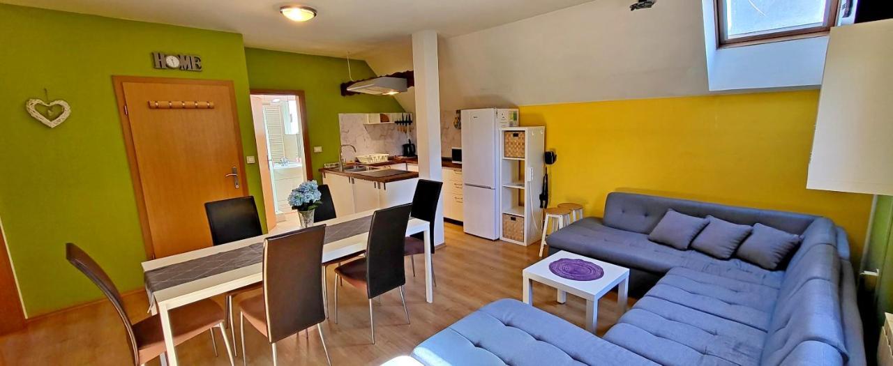 Simonai Apartment Бовец Екстериор снимка