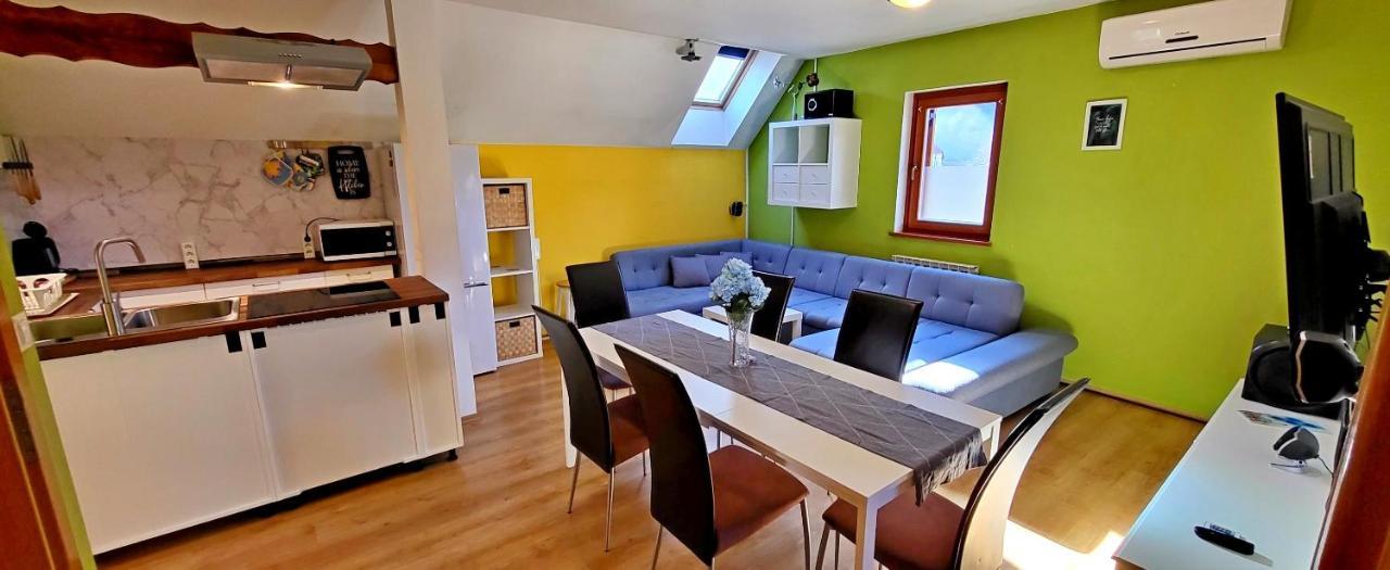 Simonai Apartment Бовец Екстериор снимка