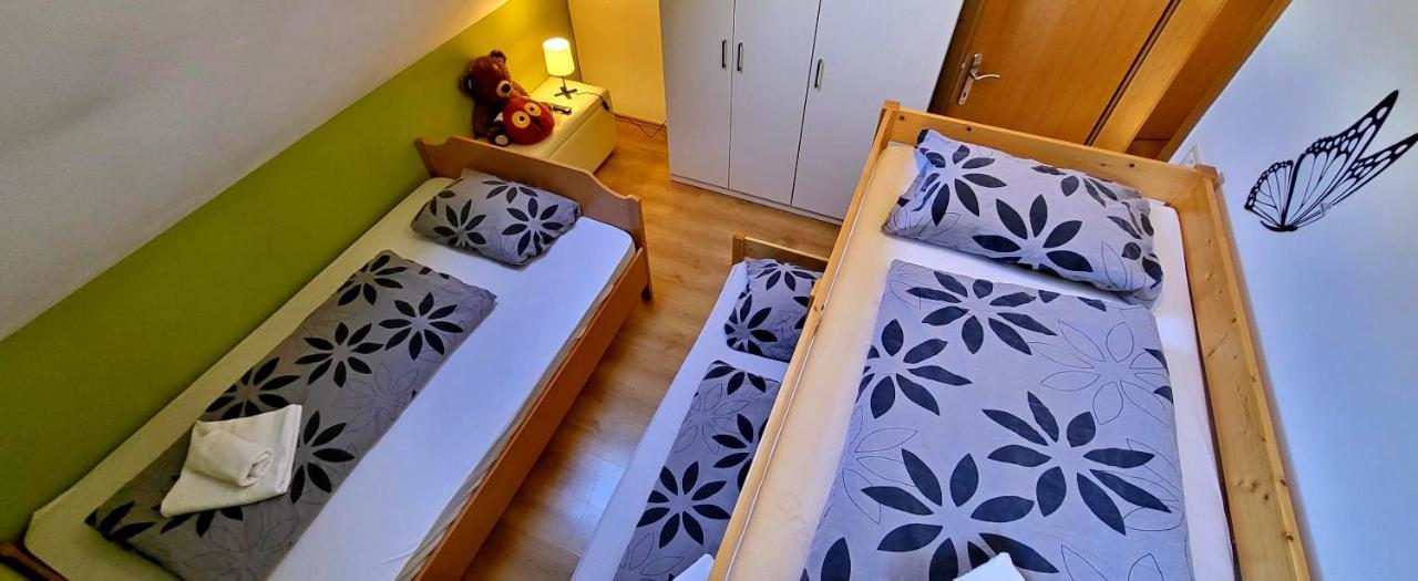 Simonai Apartment Бовец Екстериор снимка